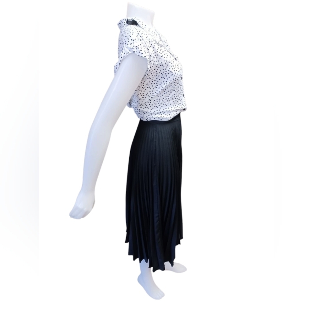 Fendi Montreal EUC Pleated Black Midi Skirt Size 8 - Picture 3 of 9